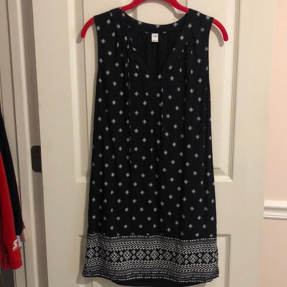Old Navy Sleeveless Dress